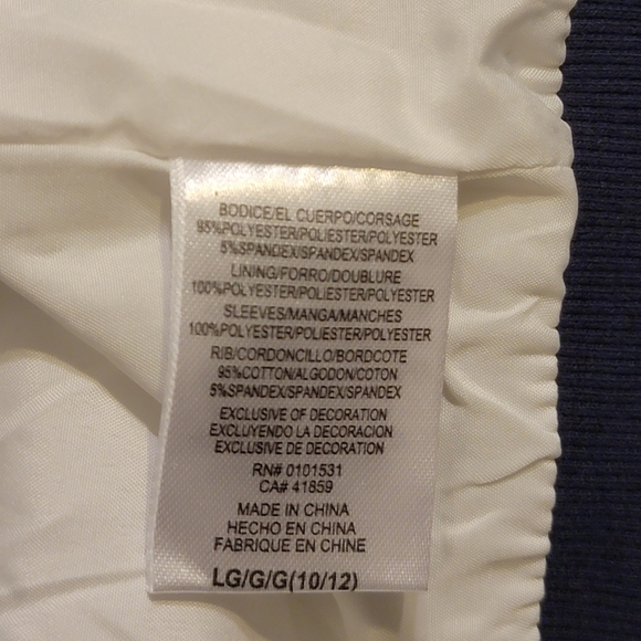 Disney Frozen II bomber jacket - Picture 6 of 7